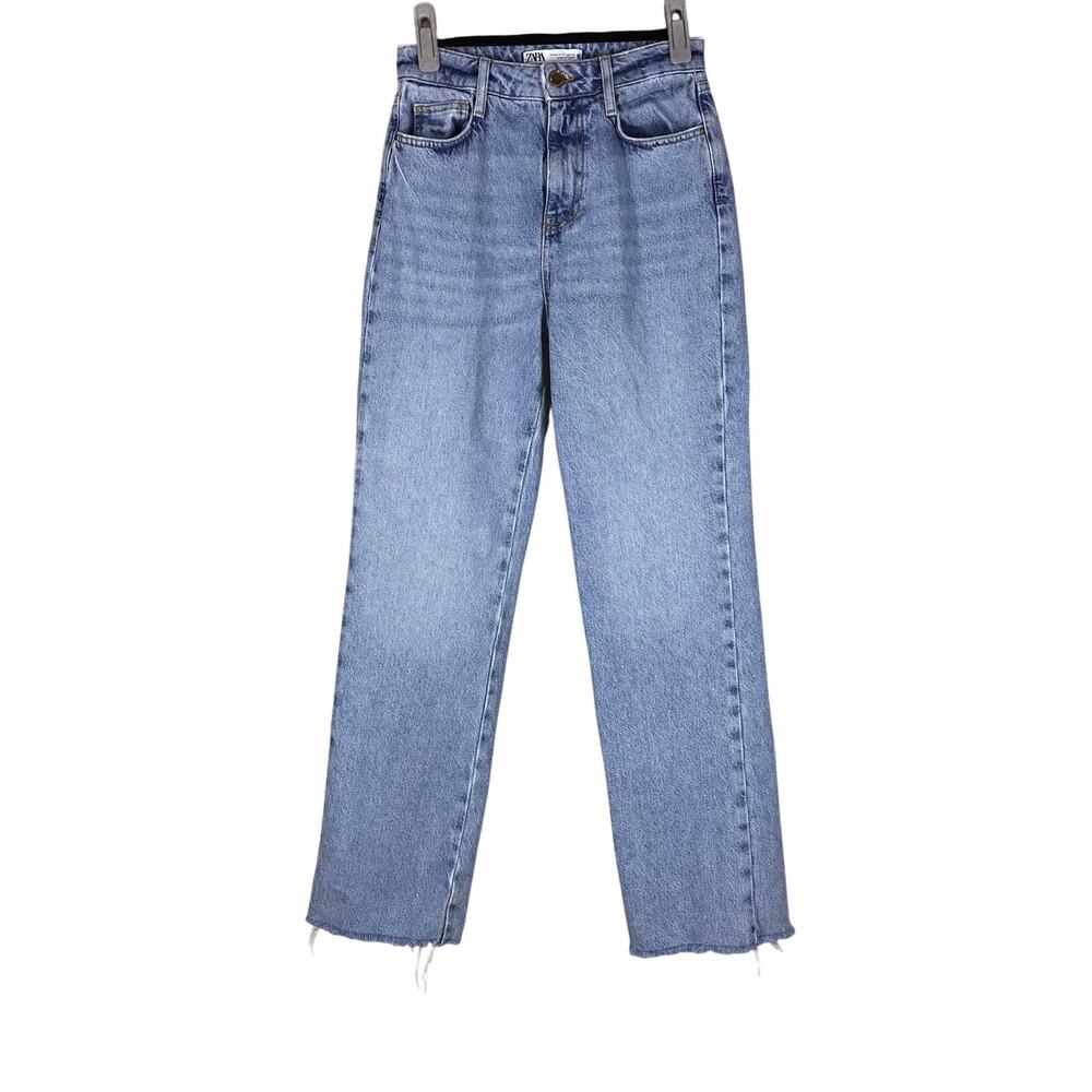 Zara Jeans Women's Size 2 Light Blue Wash High Rise Straight Leg Denim Casual